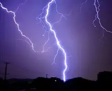 雷加利斯摘得胜利，表现出色(雷加利斯vs圣瑟巴斯提安雷耶斯)