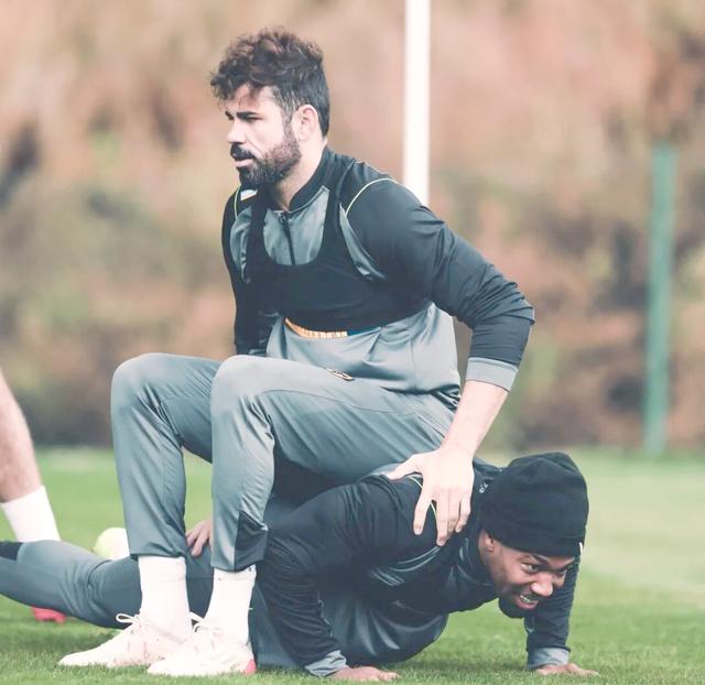 谢菲联在最新比赛中获得胜利