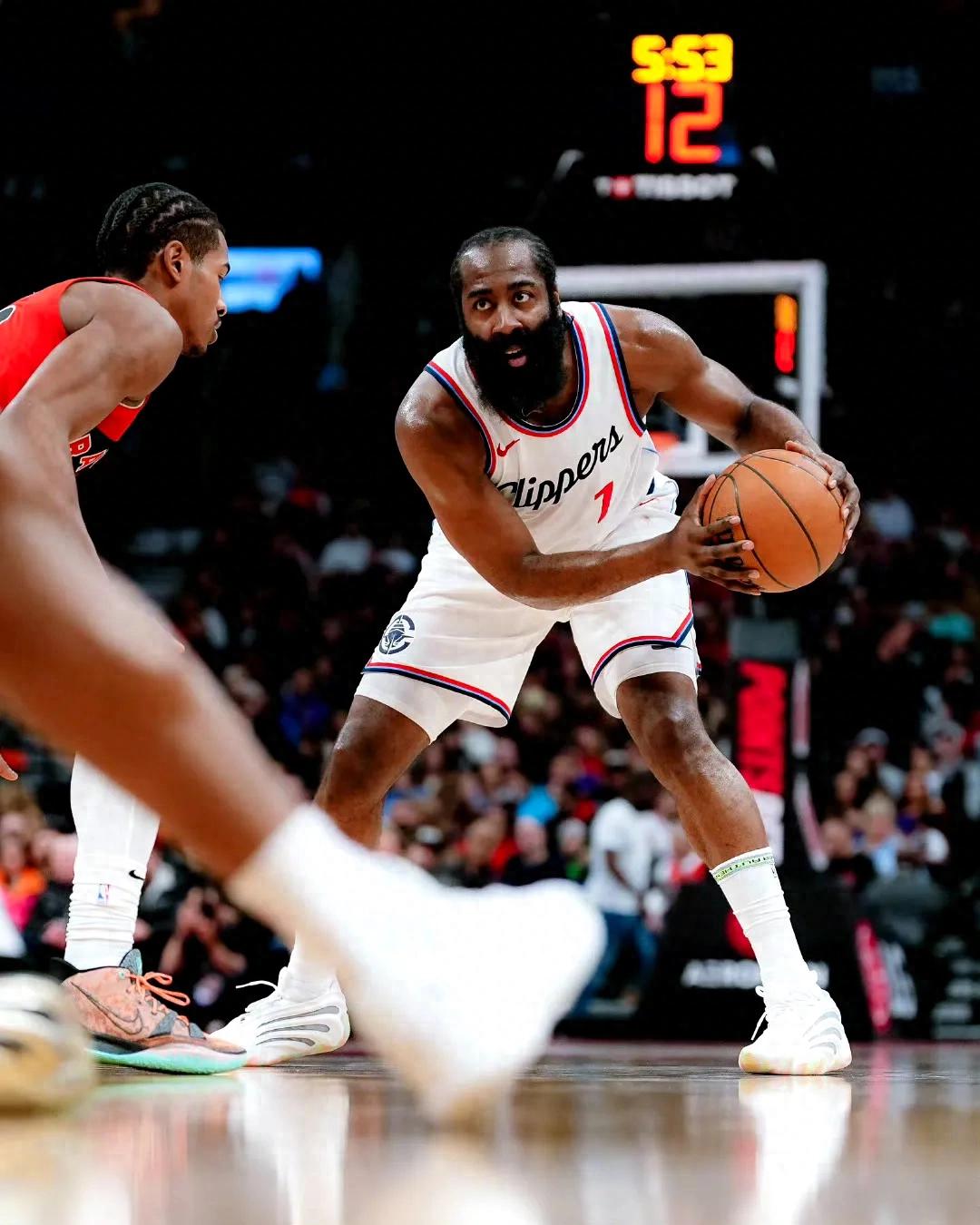 灰熊被快船击败，西部排名下滑