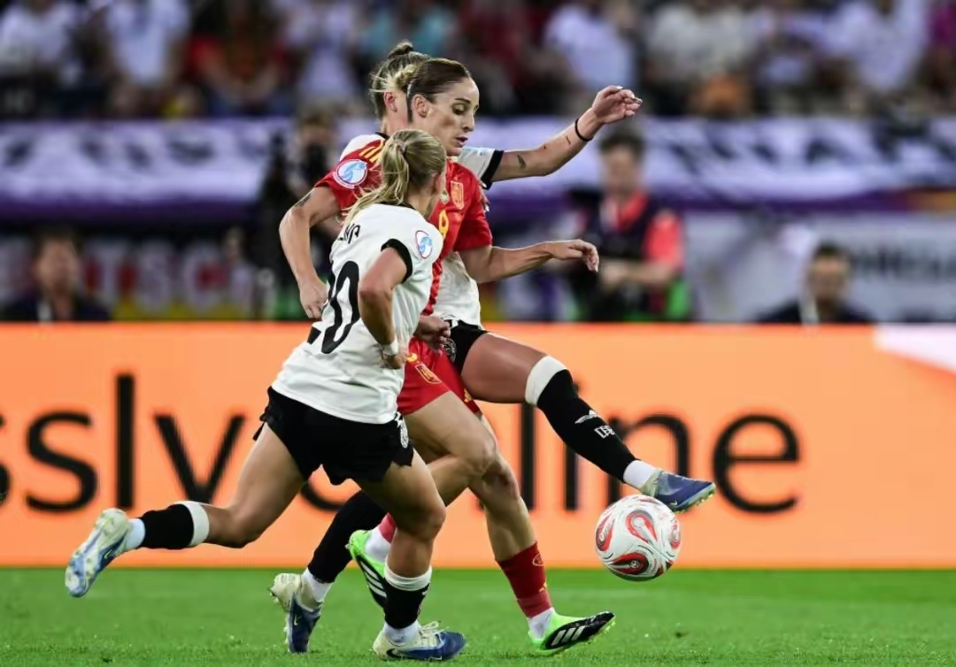 西班牙国家队平局出局，遗憾离开欧洲赛场