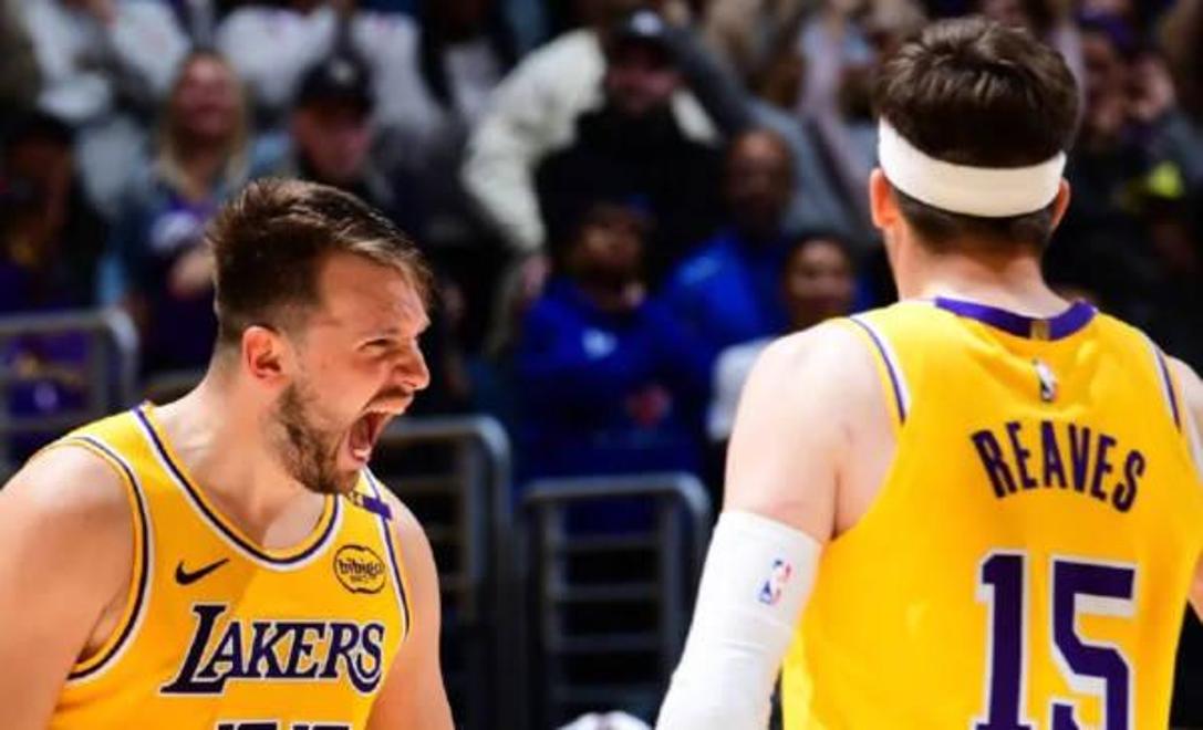 湖人遭遇连败，詹皇发怒指导球队调整战术